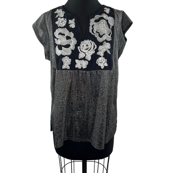 SAVANNA JANE Black Embroidered Top Rose Sparkle Flutter Sleeve Split Neck Size L - Picture 1 of 8